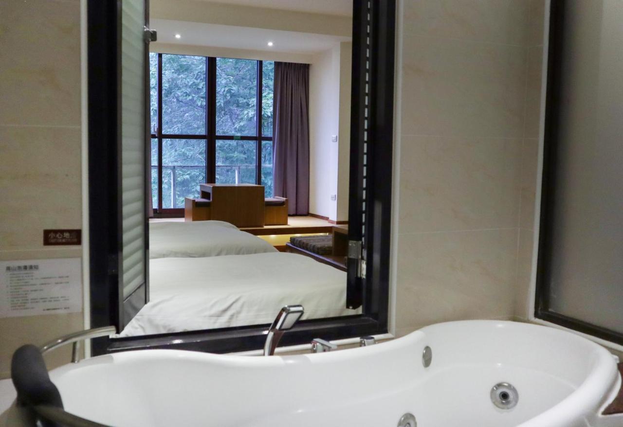 Howard Resort Xitou Lugu Exterior photo