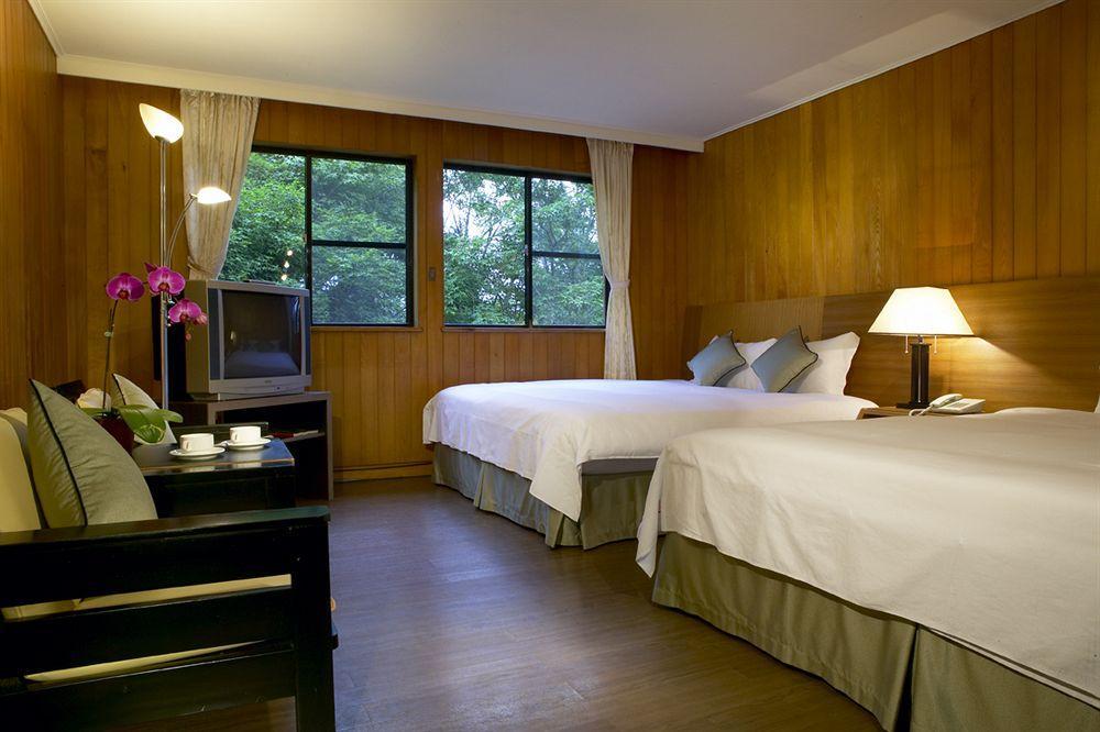 Howard Resort Xitou Lugu Exterior photo