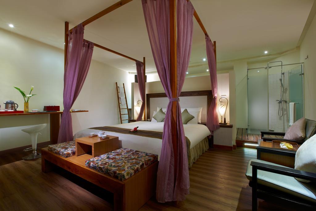 Howard Resort Xitou Lugu Exterior photo