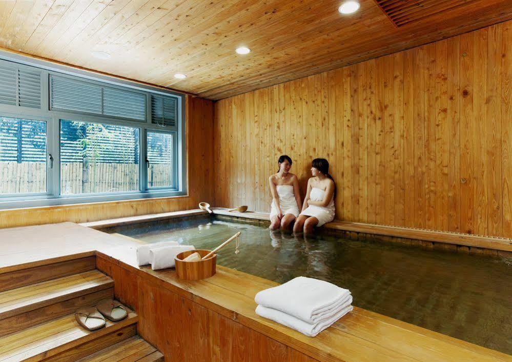 Howard Resort Xitou Lugu Exterior photo