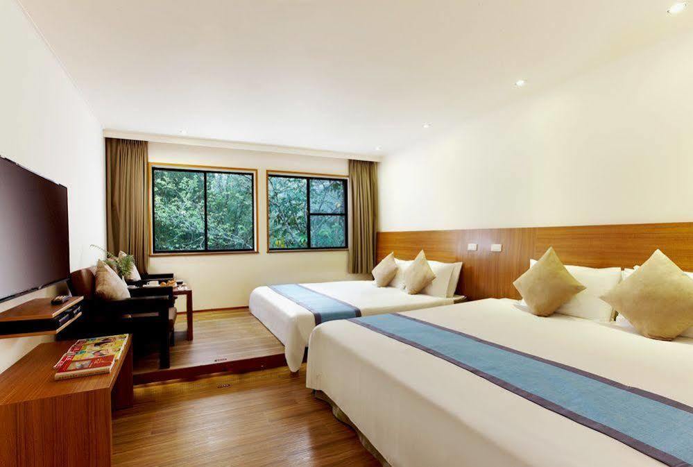 Howard Resort Xitou Lugu Exterior photo