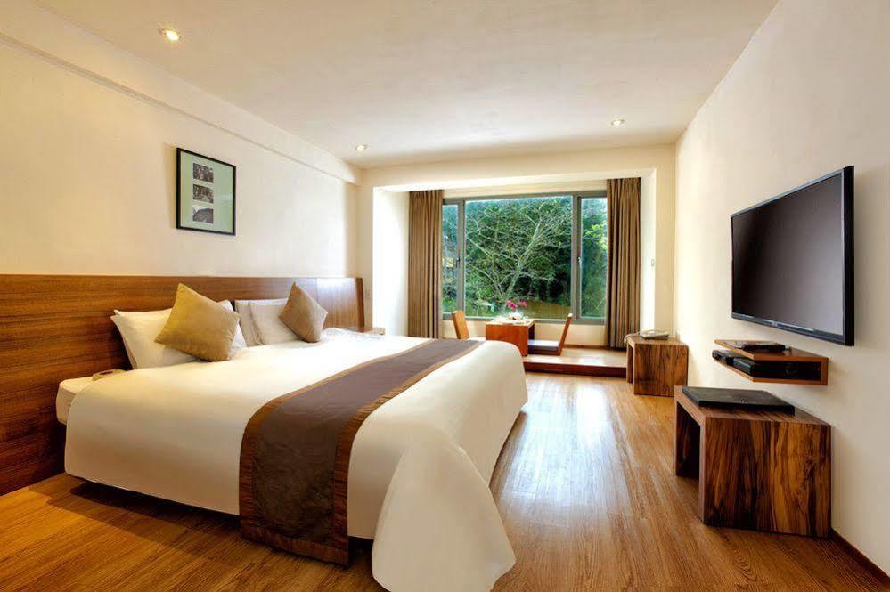 Howard Resort Xitou Lugu Exterior photo